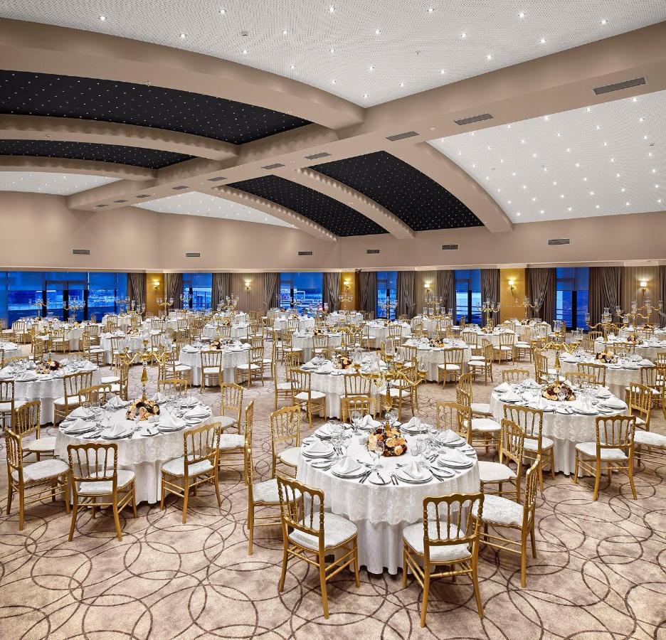 Ramada Plaza By Wyndham Eskişehir Exteriér fotografie