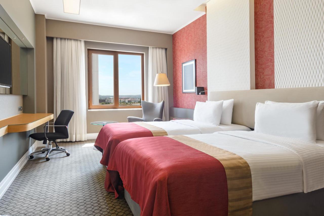 Ramada Plaza By Wyndham Eskişehir Exteriér fotografie